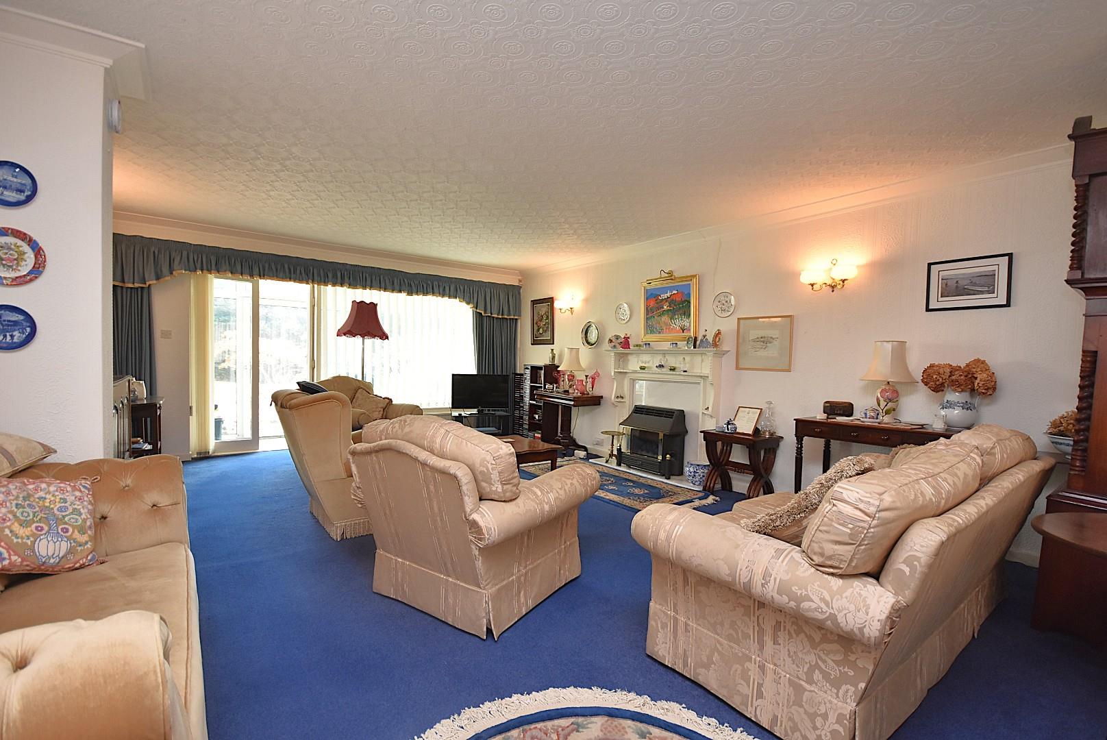 2 Heol-Y-Bryn, Barry, CF62 6SY